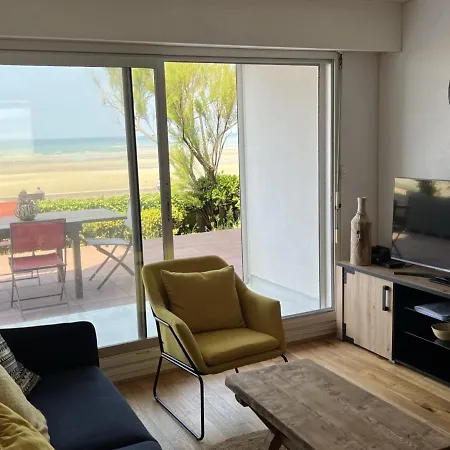 2p, Rez-de-jardin, Accès Plage, Animaux Ok, Parking, Internet Inclus - Fr-1-487-355 *
