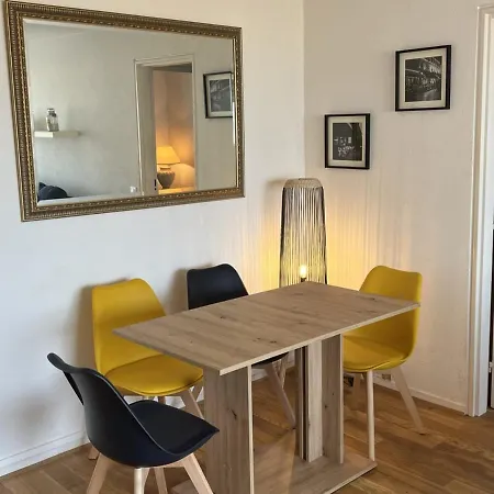 2p, Rez-de-jardin, Acces Plage, Animaux Ok, Parking, Internet Inclus * Cabourg